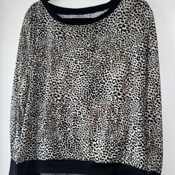 Leopard Print Lounge Set By Pillow Talk L/XL Polyester & Spandex Womens Two-Piec - Picture 2 of 7